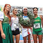The winners with the Soreghina - 1� Eliana Patelli - Atl. Valle Brembana 2� Viviana Rudasso - Gruppo Citta