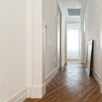 Corridoio Appartamento Residenziale Verona Centro Storico  - Sempre il pavimento Parkemo Rovere Mod. Retro